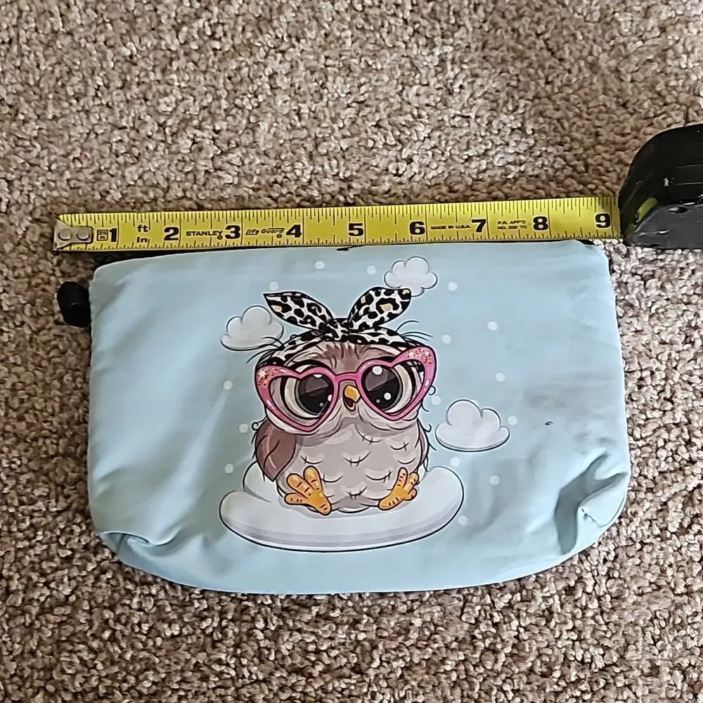 NWOT  Owl cosmetic/toiletry bag with zippered closure